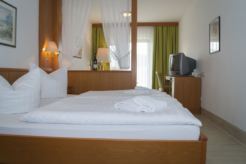 Village Hotel Bayerischer Wald Neukirchen  المظهر الخارجي الصورة