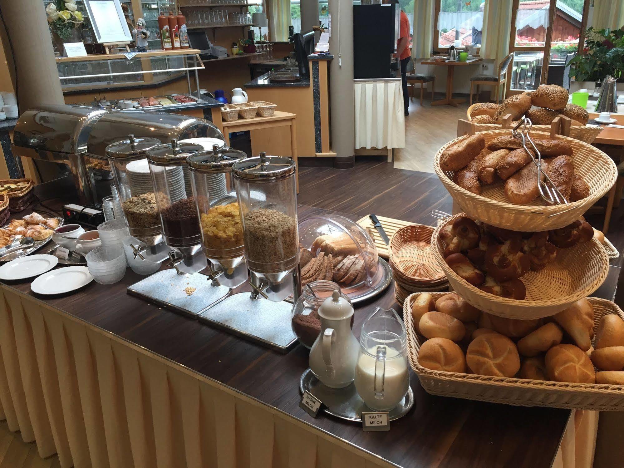 Village Hotel Bayerischer Wald Neukirchen  المظهر الخارجي الصورة